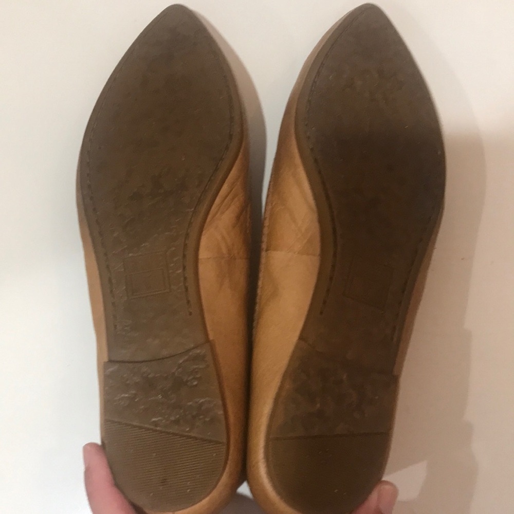 Camel Frye Regina Flats 6.5 - Picture 4 of 7